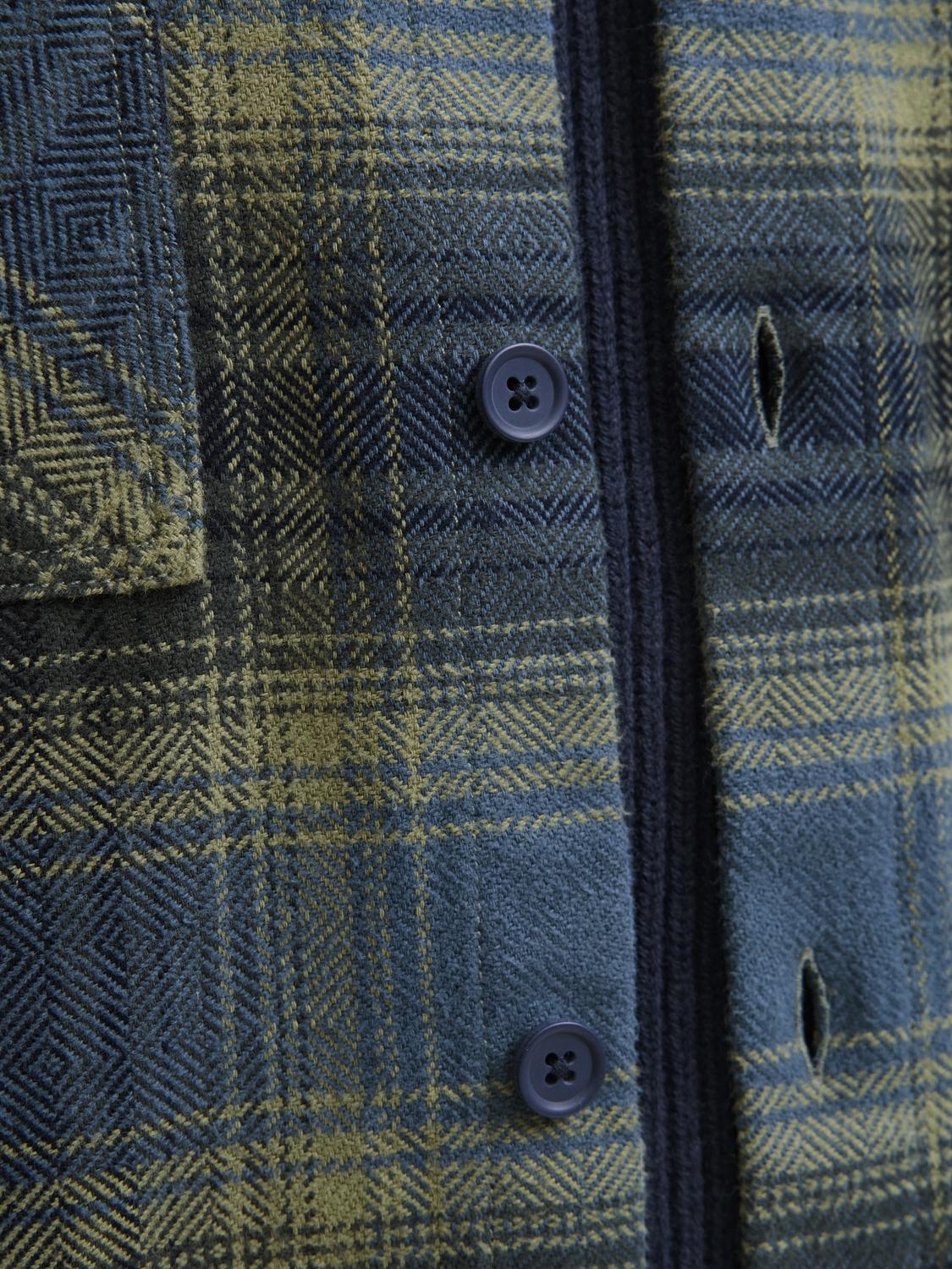 model_shot-detail